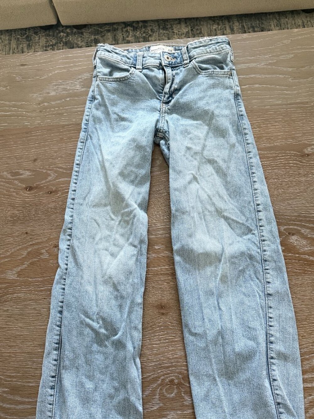 Girls Abercrombie Kids light wash high rise wide leg jeans size 9/10 long